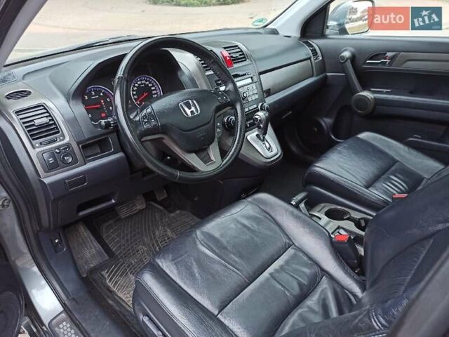 Серый Хонда СРВ, объемом двигателя 2.2 л и пробегом 175 тыс. км за 15450 $, фото 15 на Automoto.ua