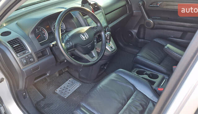 Хонда СРВ 2010 в Днепре (Днепропетровске) на Automoto.ua Серый Хонда СРВ, объемом двигателя 2.2 л и пробегом 229 тыс. км за 13300 $, фото 15 на Automoto.ua