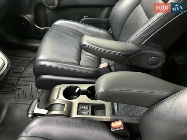 Серый Хонда СРВ, объемом двигателя 2.35 л и пробегом 178 тыс. км за 13600 $, фото 32 на Automoto.ua