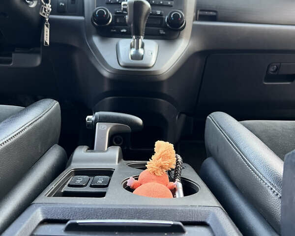 Хонда СРВ 2010 в Жидачов на Automoto.ua Серый Хонда СРВ, объемом двигателя 2.2 л и пробегом 195 тыс. км за 12500 $, фото 6 на Automoto.ua