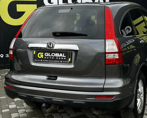 Серый Хонда СРВ, объемом двигателя 2.2 л и пробегом 243 тыс. км за 12100 $, фото 25 на Automoto.ua