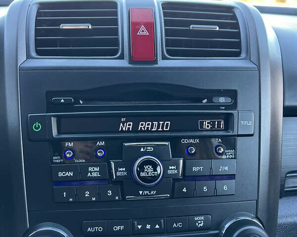 Сірий Хонда СРВ, об'ємом двигуна 2.2 л та пробігом 175 тис. км за 13999 $, фото 91 на Automoto.ua