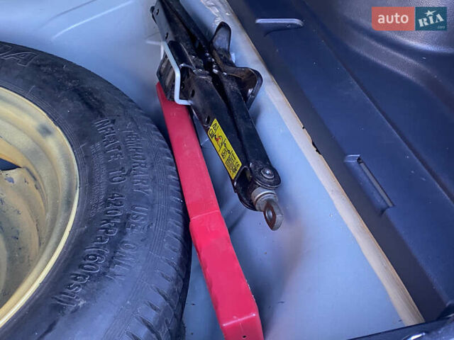 Серый Хонда СРВ, объемом двигателя 2.2 л и пробегом 238 тыс. км за 12999 $, фото 16 на Automoto.ua