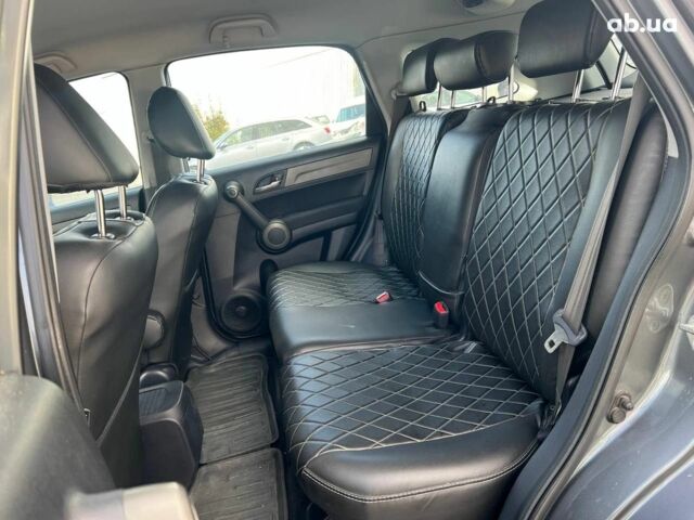 Хонда СРВ 2011 в Львове на Automoto.ua Серый Хонда СРВ, объемом двигателя 2 л и пробегом 164 тыс. км за 13590 $, фото 32 на Automoto.ua