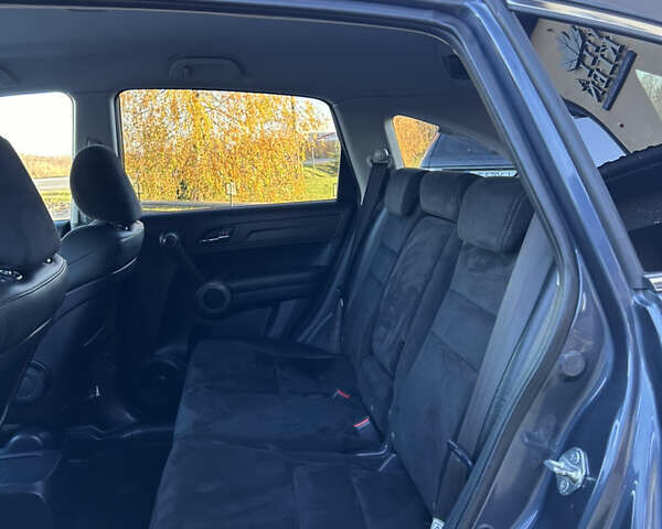 Сірий Хонда СРВ, об'ємом двигуна 2.2 л та пробігом 175 тис. км за 13999 $, фото 57 на Automoto.ua