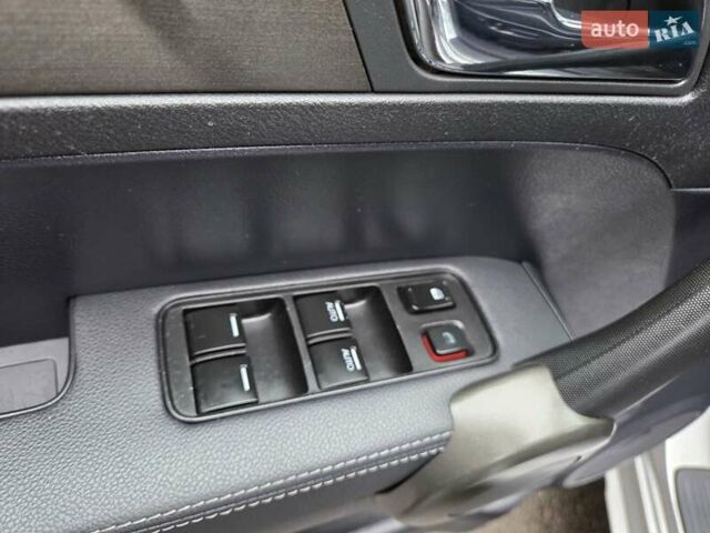 Сірий Хонда СРВ, об'ємом двигуна 2.2 л та пробігом 240 тис. км за 13700 $, фото 24 на Automoto.ua