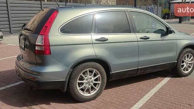 Серый Хонда СРВ, объемом двигателя 2.4 л и пробегом 243 тыс. км за 11380 $, фото 6 на Automoto.ua