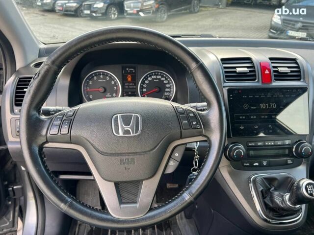 Хонда СРВ 2011 в Львове на Automoto.ua Серый Хонда СРВ, объемом двигателя 2 л и пробегом 164 тыс. км за 13590 $, фото 19 на Automoto.ua