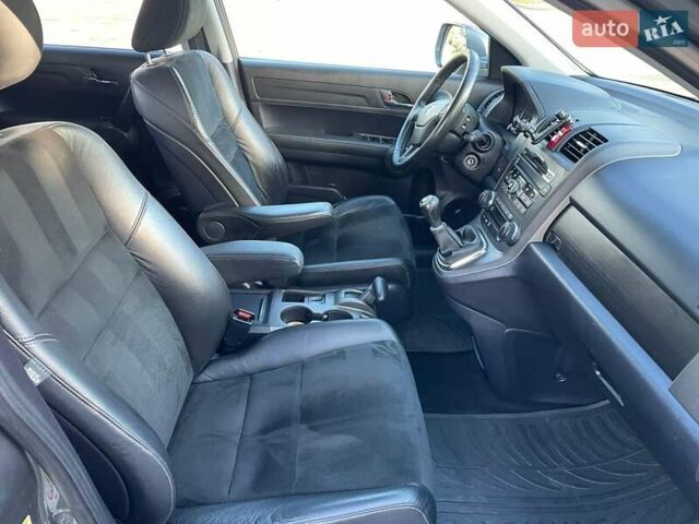 Хонда СРВ 2011 в Дубно на Automoto.ua Серый Хонда СРВ, объемом двигателя 2.2 л и пробегом 197 тыс. км за 14500 $, фото 11 на Automoto.ua