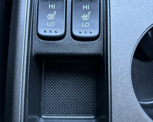 Сірий Хонда СРВ, об'ємом двигуна 2.2 л та пробігом 175 тис. км за 13999 $, фото 93 на Automoto.ua