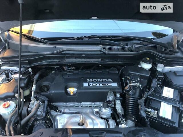 Серый Хонда СРВ, объемом двигателя 2.2 л и пробегом 187 тыс. км за 13500 $, фото 9 на Automoto.ua