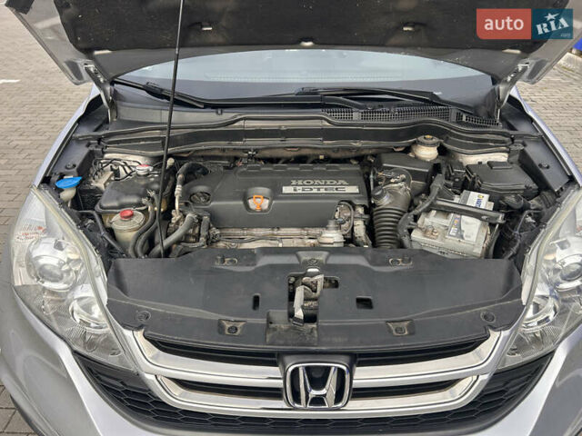 Серый Хонда СРВ, объемом двигателя 2.2 л и пробегом 195 тыс. км за 15100 $, фото 14 на Automoto.ua