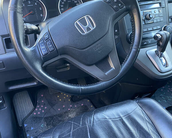 Серый Хонда СРВ, объемом двигателя 2.2 л и пробегом 238 тыс. км за 12999 $, фото 37 на Automoto.ua