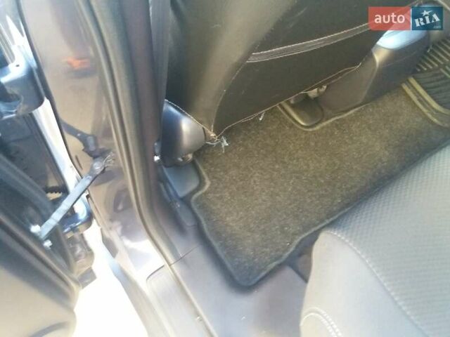 Серый Хонда СРВ, объемом двигателя 2 л и пробегом 118 тыс. км за 14200 $, фото 52 на Automoto.ua