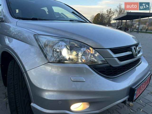Хонда СРВ 2011 в Черновцах на Automoto.ua Серый Хонда СРВ, объемом двигателя 2.2 л и пробегом 218 тыс. км за 13990 $, фото 11 на Automoto.ua