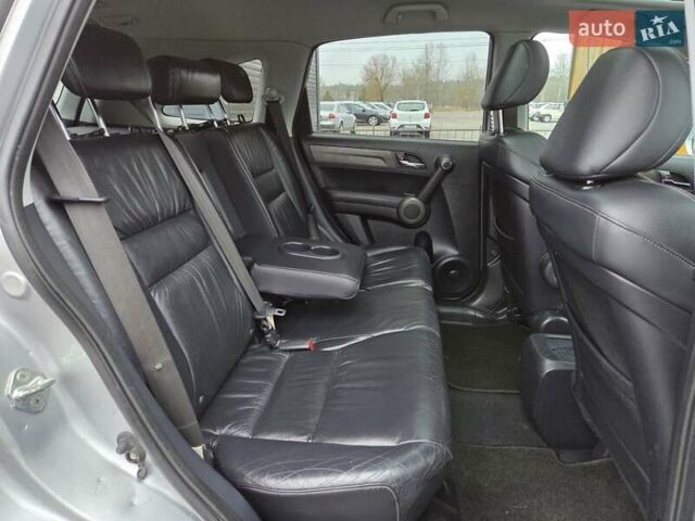 Сірий Хонда СРВ, об'ємом двигуна 2.2 л та пробігом 240 тис. км за 13700 $, фото 40 на Automoto.ua