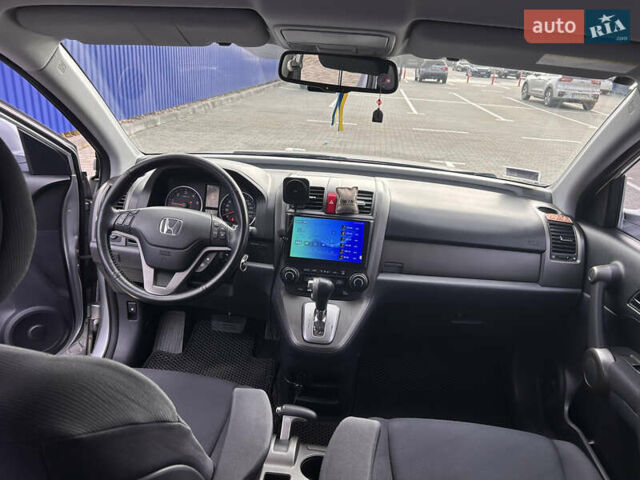 Серый Хонда СРВ, объемом двигателя 2.2 л и пробегом 195 тыс. км за 15100 $, фото 12 на Automoto.ua