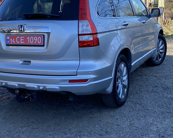 Серый Хонда СРВ, объемом двигателя 2.2 л и пробегом 238 тыс. км за 12999 $, фото 9 на Automoto.ua