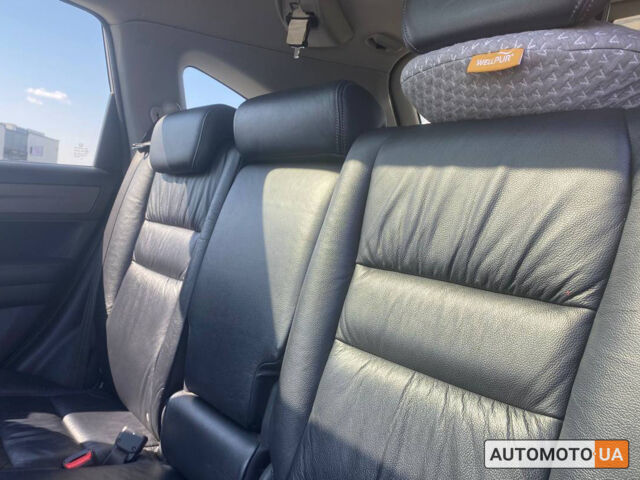 Сірий Хонда СРВ, об'ємом двигуна 2.2 л та пробігом 196 тис. км за 15000 $, фото 23 на Automoto.ua