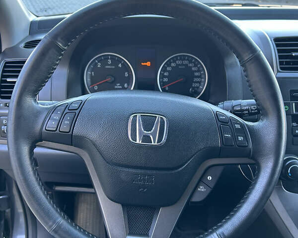 Сірий Хонда СРВ, об'ємом двигуна 2.2 л та пробігом 175 тис. км за 13999 $, фото 72 на Automoto.ua