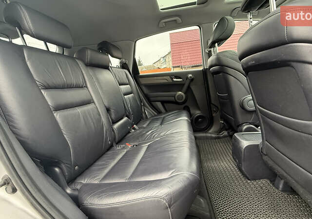 Серый Хонда СРВ, объемом двигателя 2.2 л и пробегом 204 тыс. км за 14000 $, фото 27 на Automoto.ua