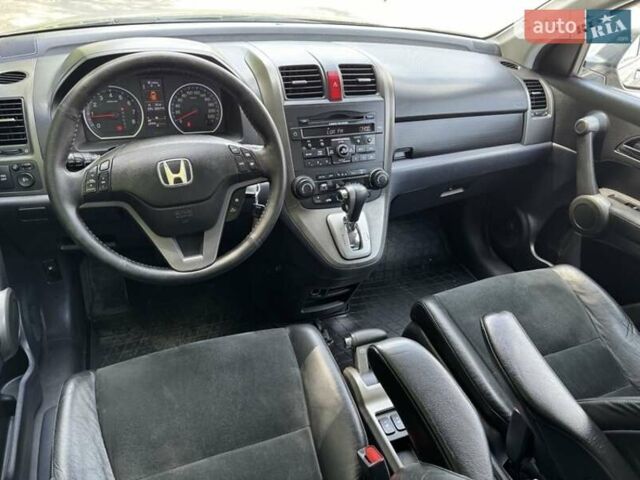 Хонда СРВ 2011 в Львове на Automoto.ua Серый Хонда СРВ, объемом двигателя 2.35 л и пробегом 216 тыс. км за 13500 $, фото 13 на Automoto.ua