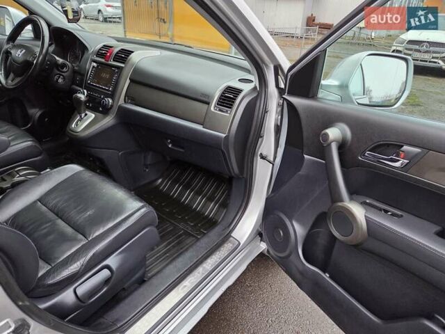 Сірий Хонда СРВ, об'ємом двигуна 2.2 л та пробігом 240 тис. км за 13700 $, фото 49 на Automoto.ua