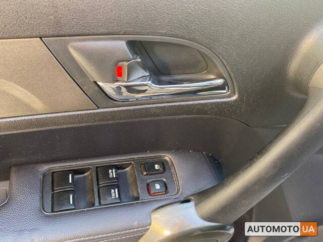 Сірий Хонда СРВ, об'ємом двигуна 2.2 л та пробігом 196 тис. км за 15000 $, фото 9 на Automoto.ua