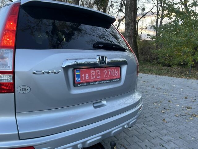 Хонда СРВ 2011 в Черновцах на Automoto.ua Серый Хонда СРВ, объемом двигателя 2.2 л и пробегом 218 тыс. км за 14250 $, фото 5 на Automoto.ua