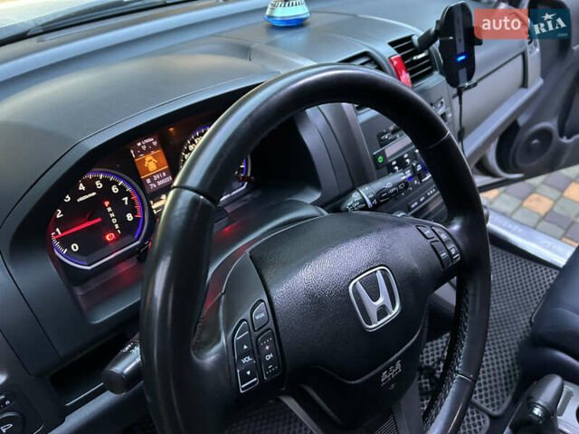 Серый Хонда СРВ, объемом двигателя 2 л и пробегом 300 тыс. км за 14500 $, фото 10 на Automoto.ua