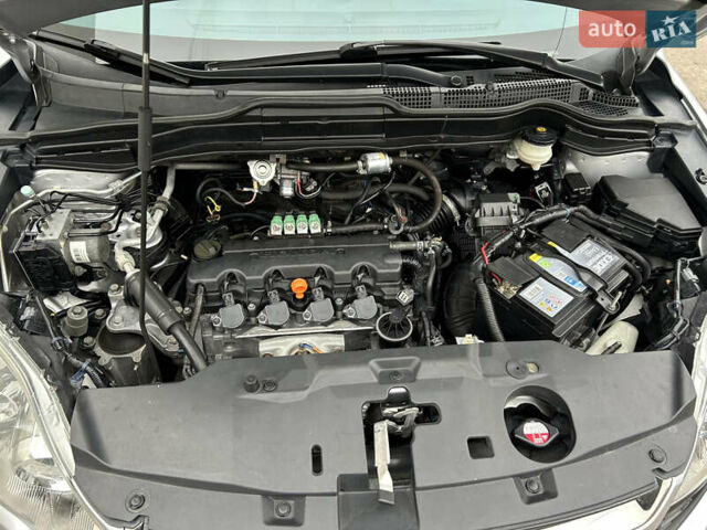 Серый Хонда СРВ, объемом двигателя 2 л и пробегом 300 тыс. км за 14500 $, фото 38 на Automoto.ua