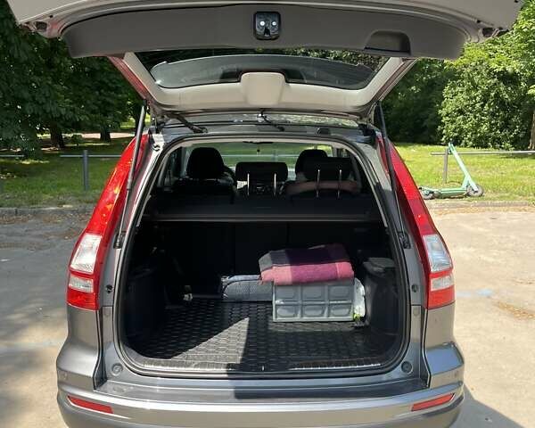 Хонда СРВ 2011 в Львове на Automoto.ua Серый Хонда СРВ, объемом двигателя 2.35 л и пробегом 216 тыс. км за 13500 $, фото 8 на Automoto.ua