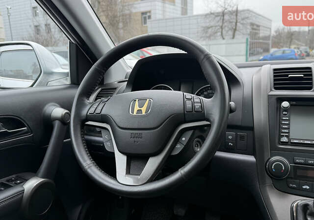 Серый Хонда СРВ, объемом двигателя 2.2 л и пробегом 204 тыс. км за 14000 $, фото 22 на Automoto.ua