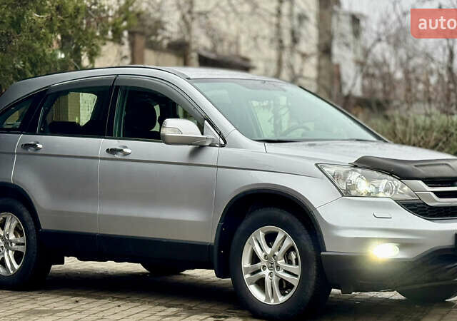 Серый Хонда СРВ, объемом двигателя 2 л и пробегом 175 тыс. км за 12299 $, фото 2 на Automoto.ua