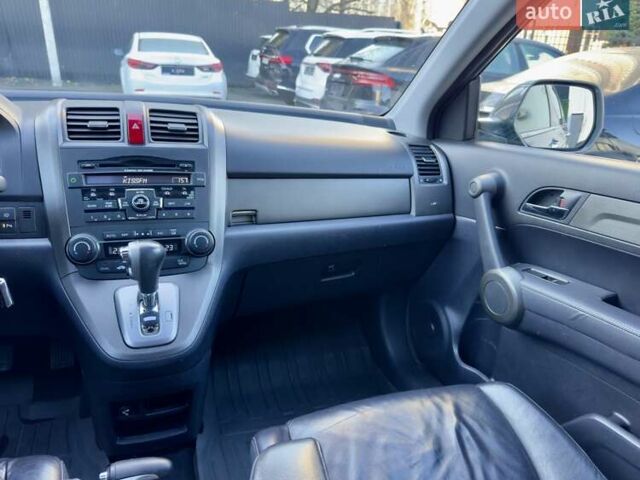 Сірий Хонда СРВ, об'ємом двигуна 2.4 л та пробігом 166 тис. км за 13900 $, фото 22 на Automoto.ua