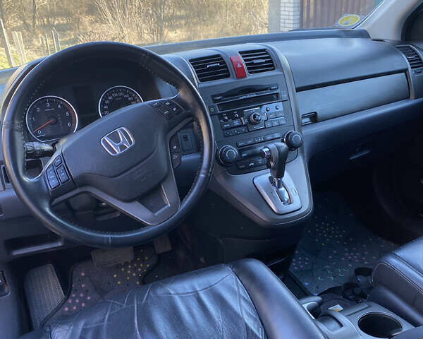 Серый Хонда СРВ, объемом двигателя 2.2 л и пробегом 238 тыс. км за 12999 $, фото 25 на Automoto.ua