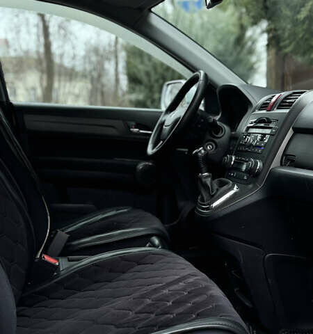 Серый Хонда СРВ, объемом двигателя 2 л и пробегом 175 тыс. км за 12299 $, фото 12 на Automoto.ua