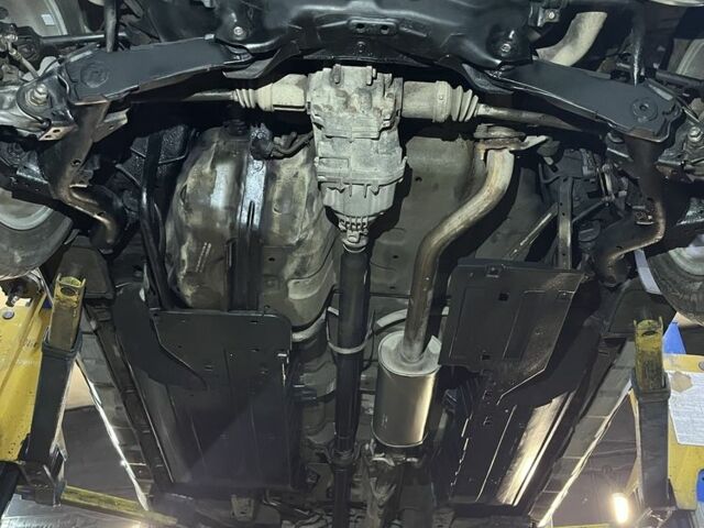 Хонда СРВ 2011 в Черновцах на Automoto.ua Серый Хонда СРВ, объемом двигателя 2.2 л и пробегом 218 тыс. км за 14250 $, фото 23 на Automoto.ua