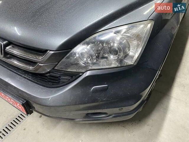 Серый Хонда СРВ, объемом двигателя 2.2 л и пробегом 228 тыс. км за 12700 $, фото 8 на Automoto.ua