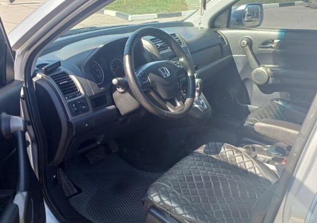 Хонда СРВ 2011 в Ахтырке на Automoto.ua Серый Хонда СРВ, объемом двигателя 2.2 л и пробегом 350 тыс. км за 13200 $, фото 7 на Automoto.ua