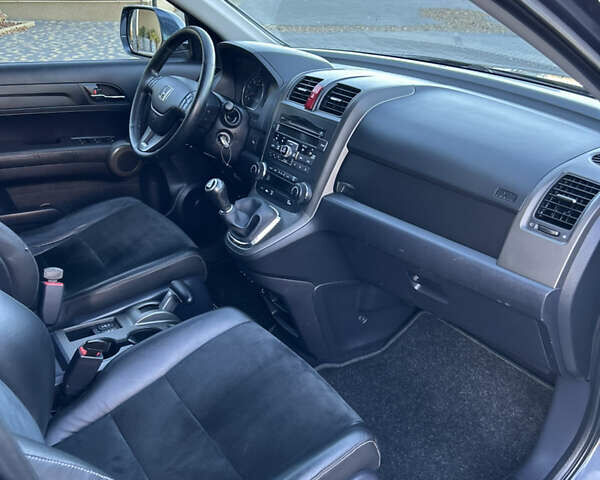 Сірий Хонда СРВ, об'ємом двигуна 2.2 л та пробігом 175 тис. км за 13999 $, фото 78 на Automoto.ua