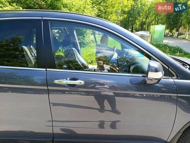 Хонда СРВ 2011 в Чернигове на Automoto.ua Серый Хонда СРВ, объемом двигателя 2 л и пробегом 199 тыс. км за 12500 $, фото 12 на Automoto.ua