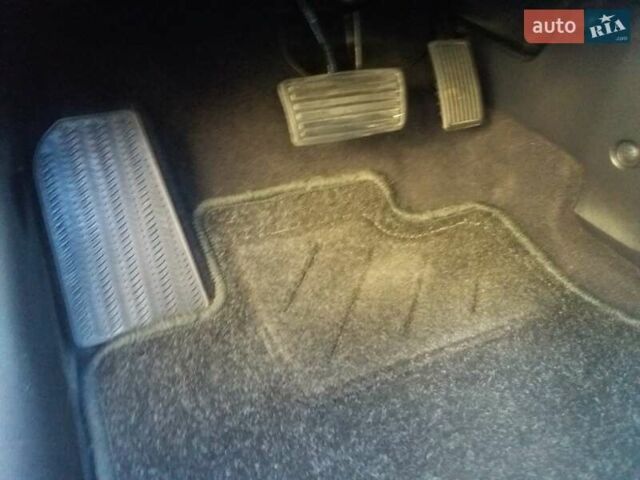 Серый Хонда СРВ, объемом двигателя 2 л и пробегом 118 тыс. км за 14200 $, фото 48 на Automoto.ua