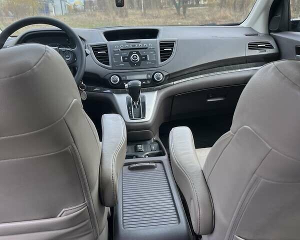 Серый Хонда СРВ, объемом двигателя 2.35 л и пробегом 180 тыс. км за 14700 $, фото 9 на Automoto.ua