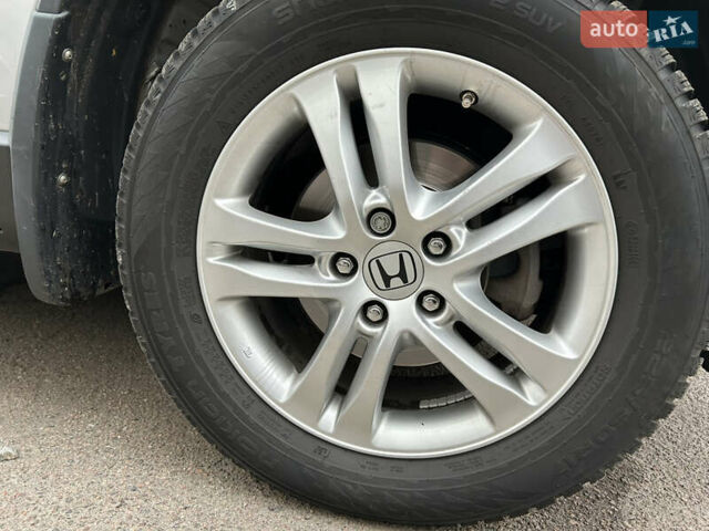 Серый Хонда СРВ, объемом двигателя 2 л и пробегом 300 тыс. км за 14500 $, фото 35 на Automoto.ua