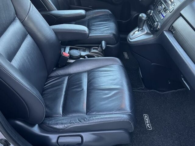 Хонда СРВ 2011 в Черновцах на Automoto.ua Серый Хонда СРВ, объемом двигателя 2.2 л и пробегом 218 тыс. км за 14250 $, фото 20 на Automoto.ua