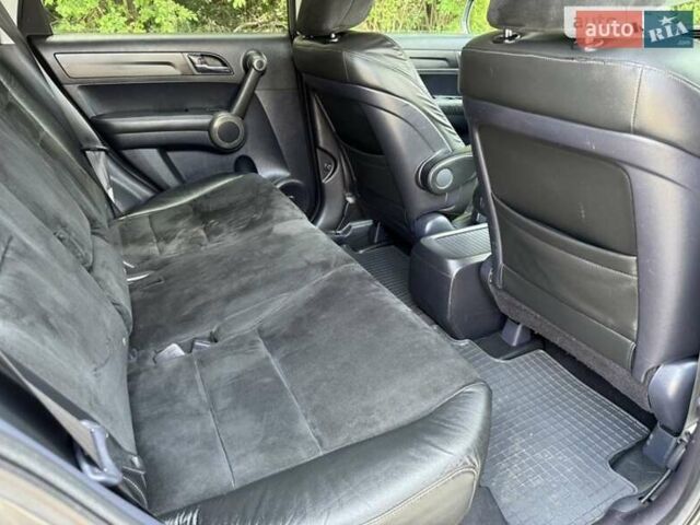 Хонда СРВ 2011 в Львове на Automoto.ua Серый Хонда СРВ, объемом двигателя 2.35 л и пробегом 216 тыс. км за 13500 $, фото 15 на Automoto.ua