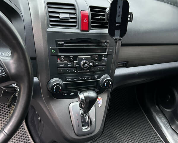 Серый Хонда СРВ, объемом двигателя 2 л и пробегом 300 тыс. км за 14500 $, фото 33 на Automoto.ua