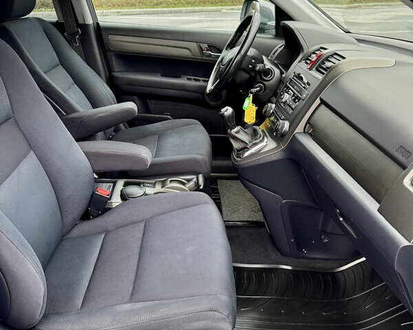 Серый Хонда СРВ, объемом двигателя 2 л и пробегом 223 тыс. км за 11950 $, фото 38 на Automoto.ua