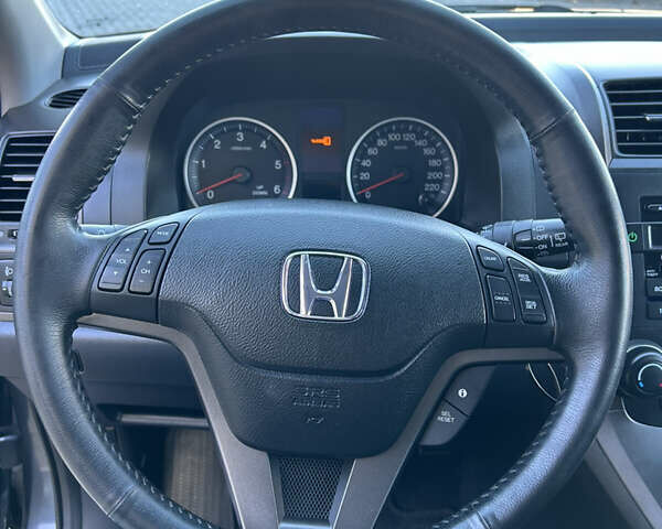 Сірий Хонда СРВ, об'ємом двигуна 2.2 л та пробігом 175 тис. км за 13999 $, фото 71 на Automoto.ua